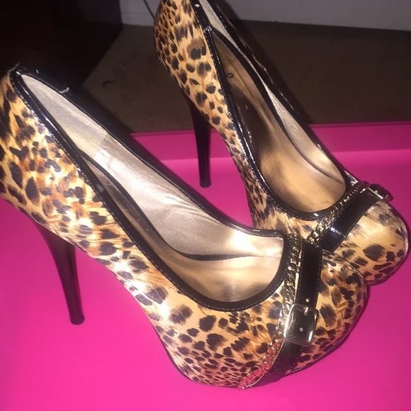 Heels. - Picture 2 of 2